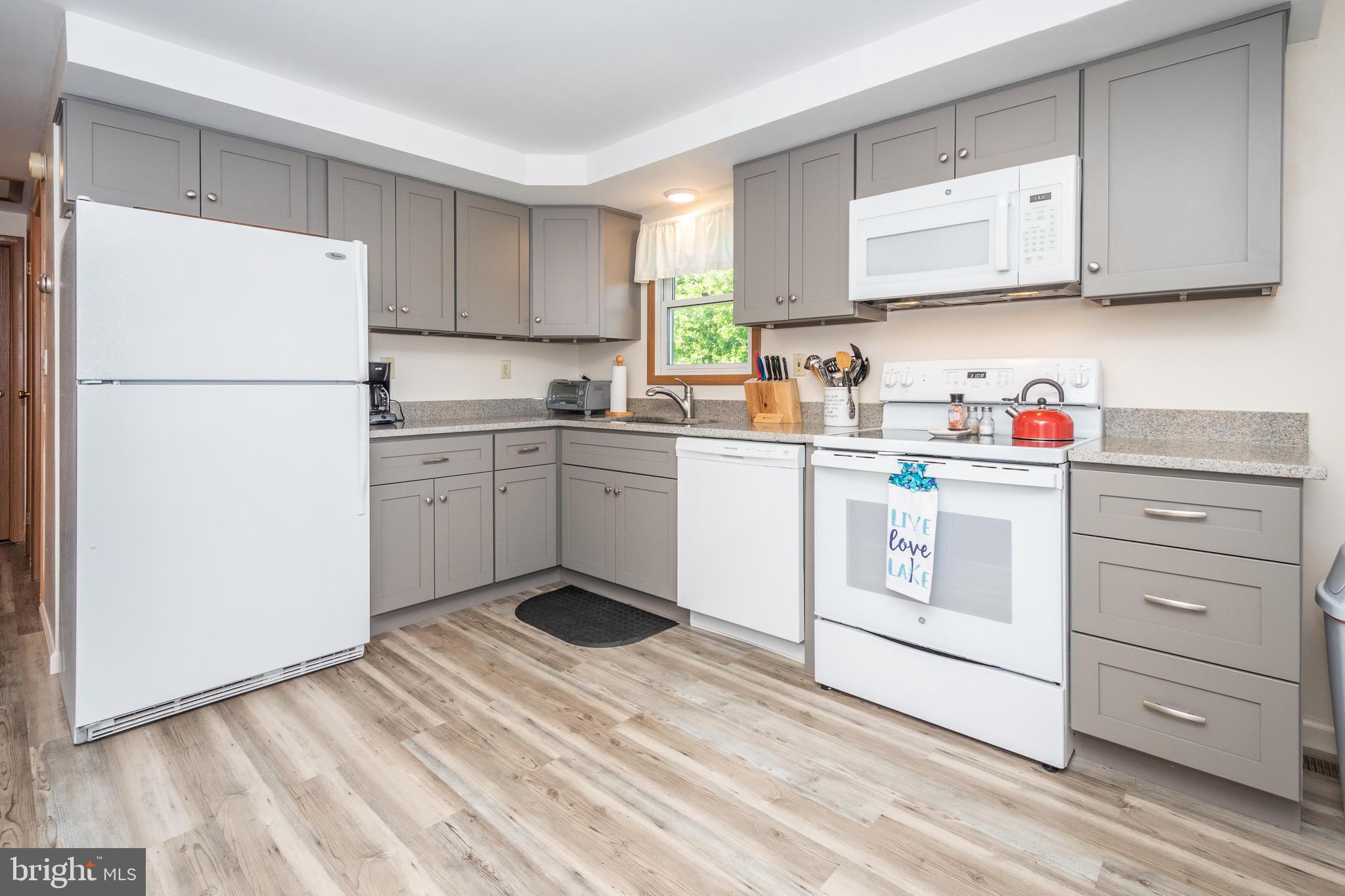 486 Marsh Hill Road McHenry, MD 21541 - Photo 5 of 39