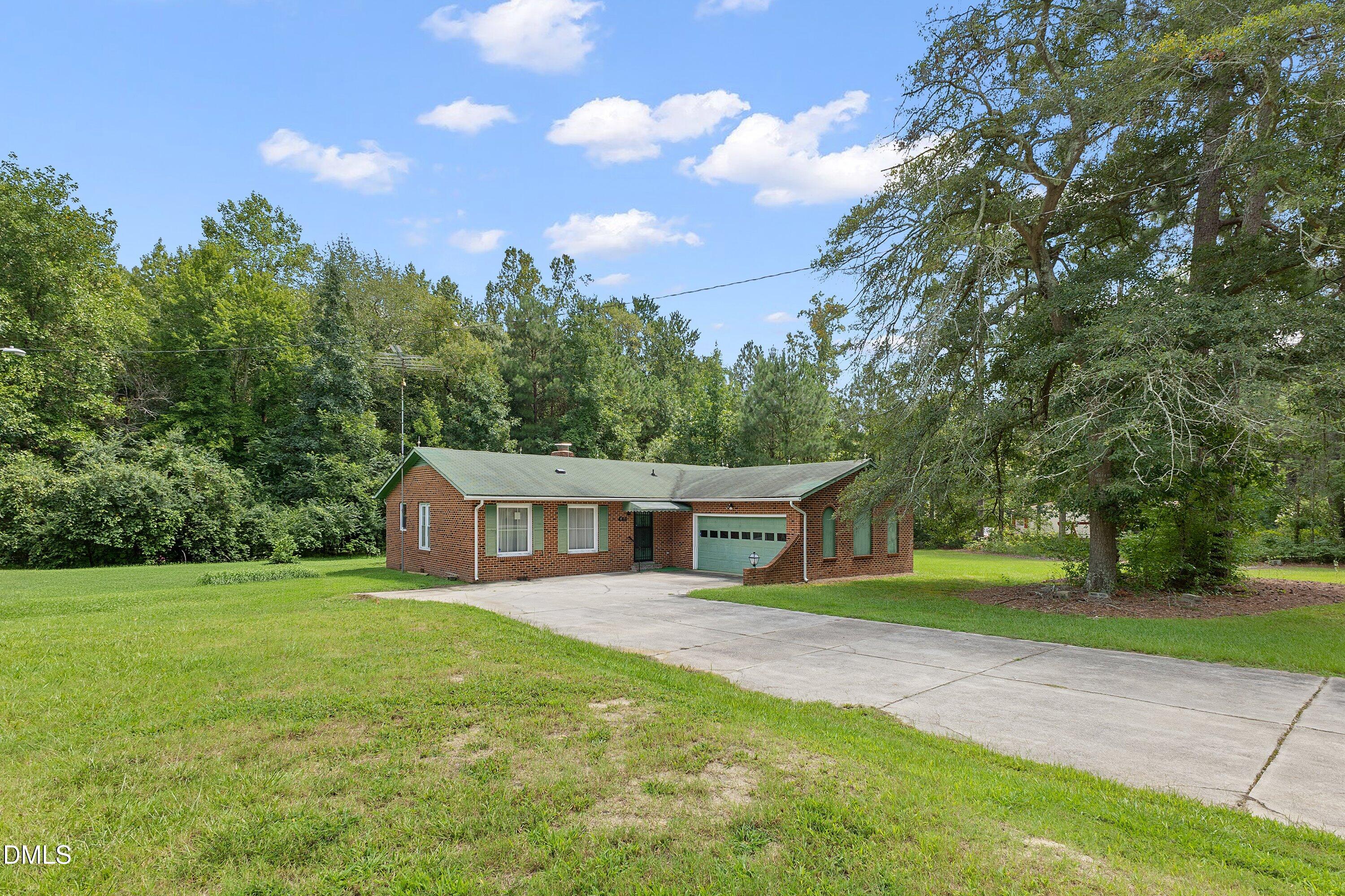 444 Thanksgiving Fire Road Selma, NC 27576 - Photo 5 of 53 05-444 Thanksgiving Fire Rd_7353