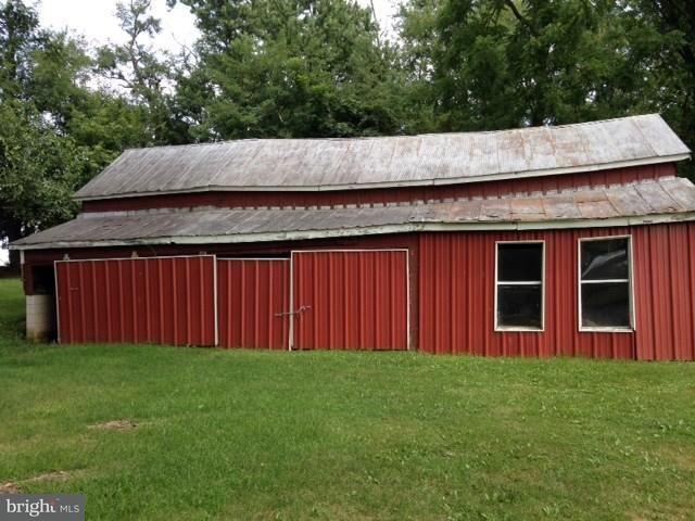 158 Georgetown Road Littlestown, PA 17340 - Photo 2 of 8