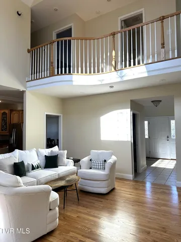 $675,000 | 186 Butchertown Road, Fall Branch, TN 37656