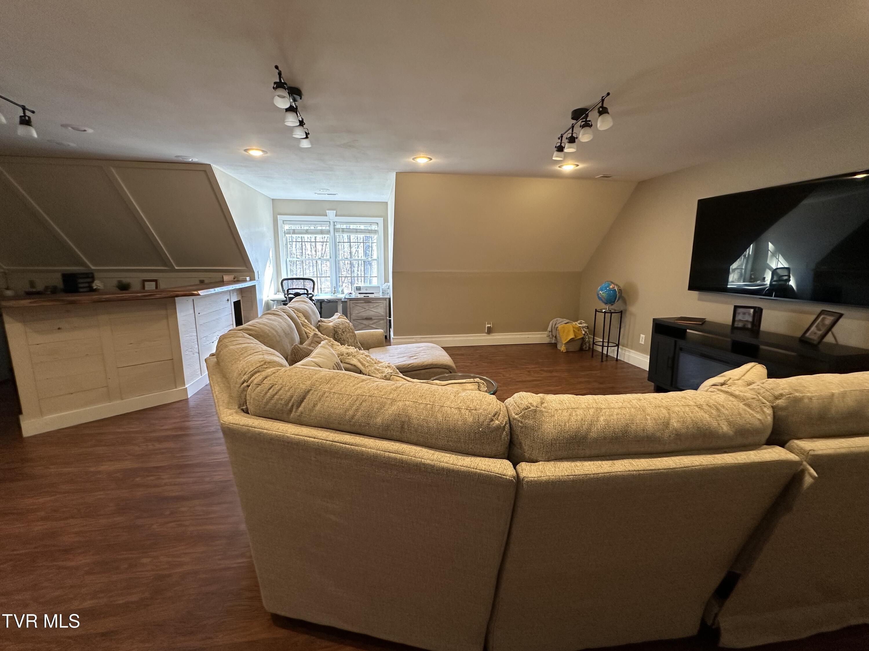 186 Butchertown Road Fall Branch, TN 37656 - Photo 76 of 100 95