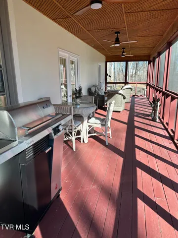 $675,000 | 186 Butchertown Road, Fall Branch, TN 37656