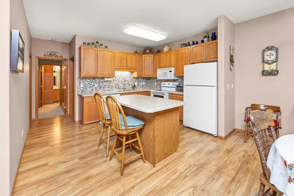 $289,900 | 3401 28th Street Southwest, Unit 106, Fargo, ND 58104