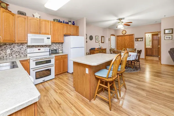 $289,900 | 3401 28th Street Southwest, Unit 106, Fargo, ND 58104