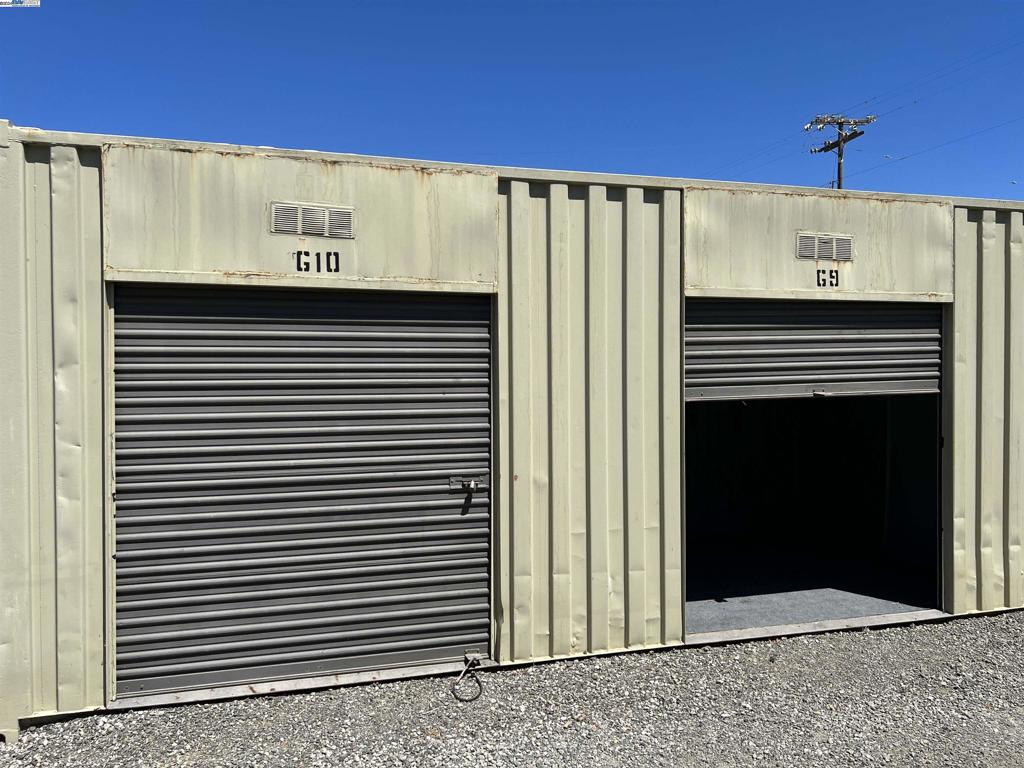 310 Jackson Boulevard Isleton, CA 95641 - Photo 40 of 55 a view of a utility room with a window