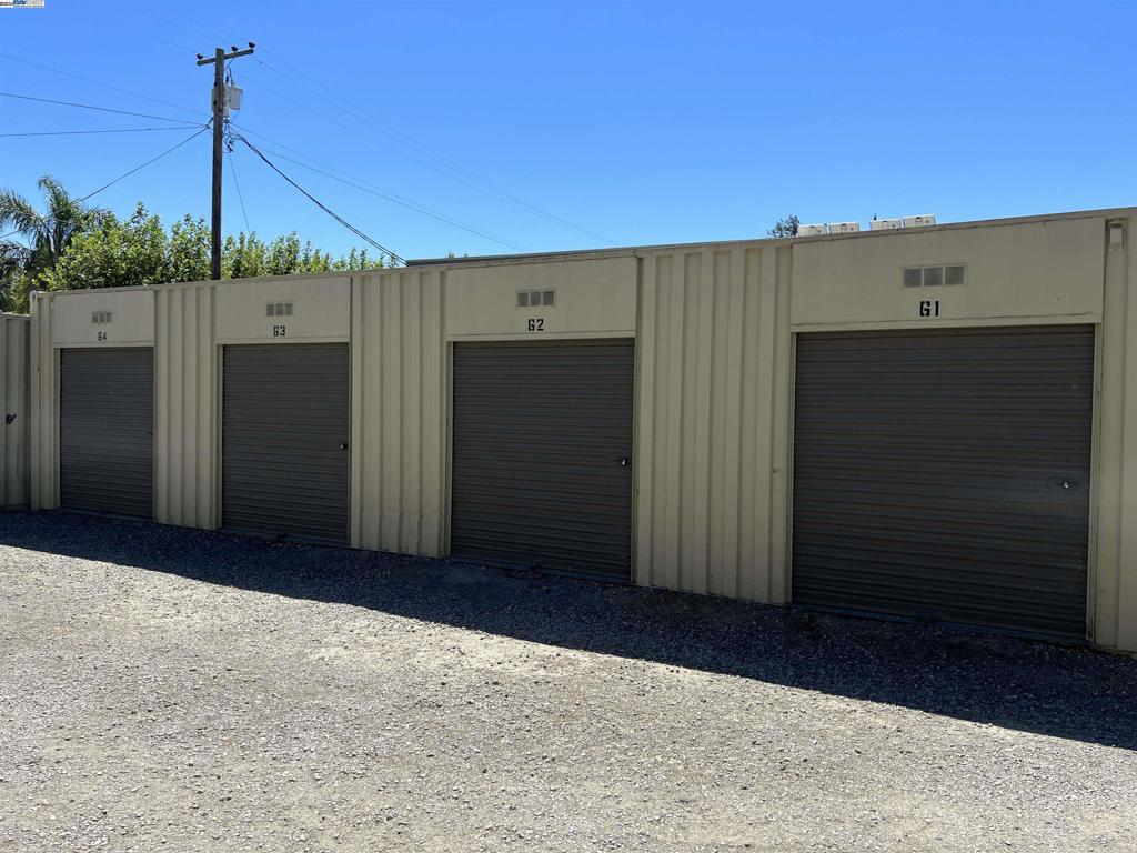 310 Jackson Boulevard Isleton, CA 95641 - Photo 43 of 55 a view of a balcony