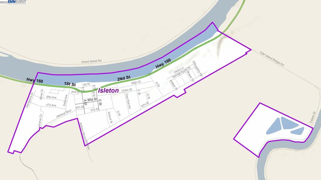 310 Jackson Boulevard Isleton, CA 95641 - Photo 5 of 55 a picture of a room with white walls