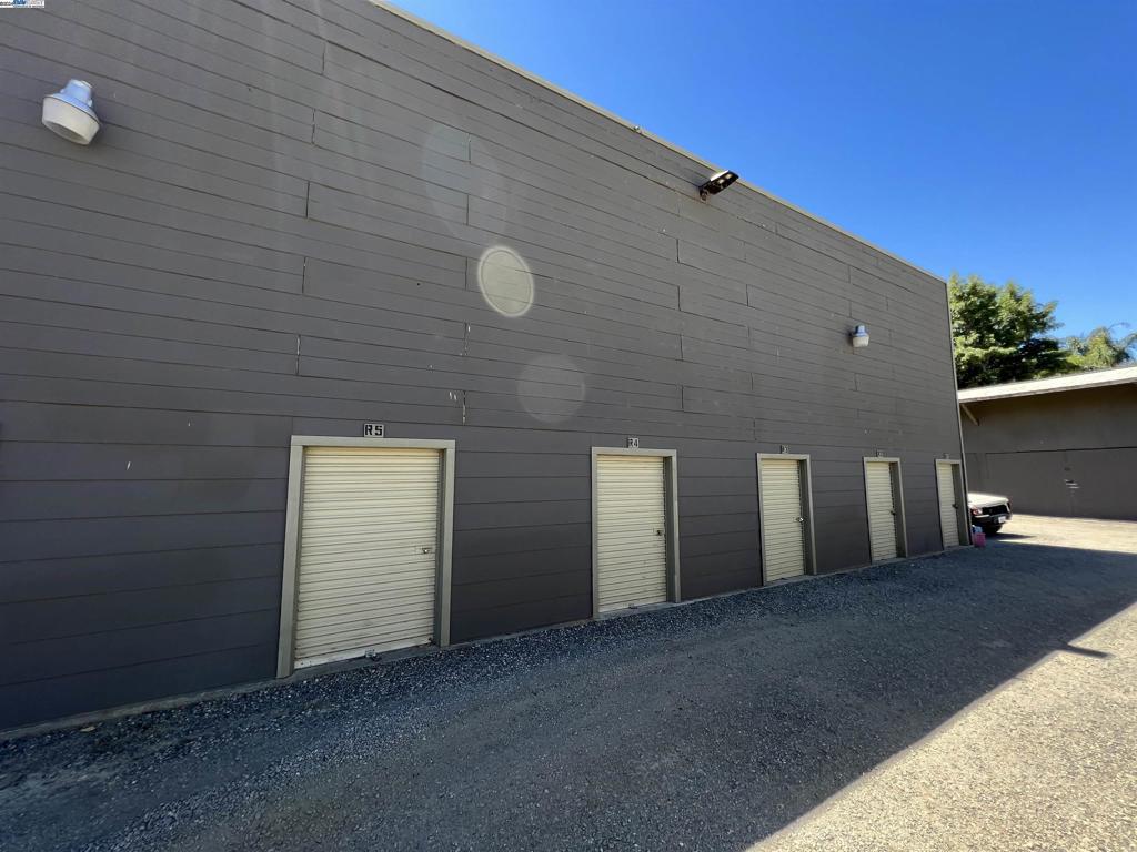 310 Jackson Boulevard Isleton, CA 95641 - Photo 52 of 55 a view of an empty room with windows