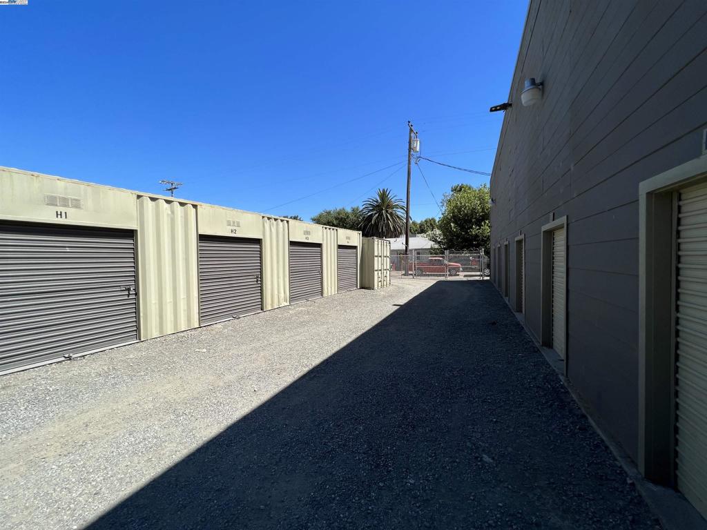 310 Jackson Boulevard Isleton, CA 95641 - Photo 54 of 55 a view of a porch