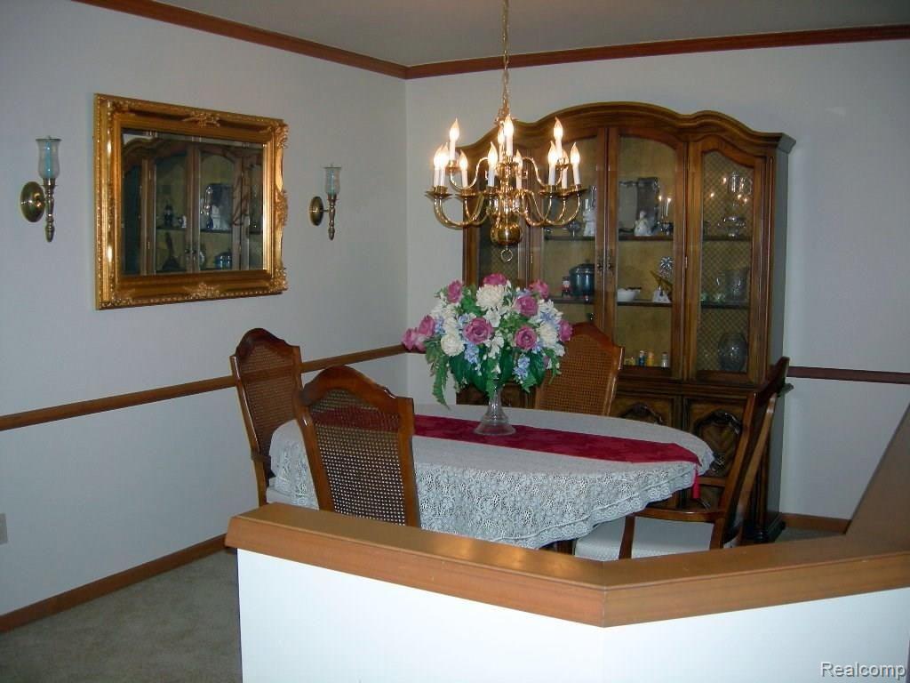 18349 Gill Road Livonia, MI 48152 - Photo 7 of 27 Dining Room/Den