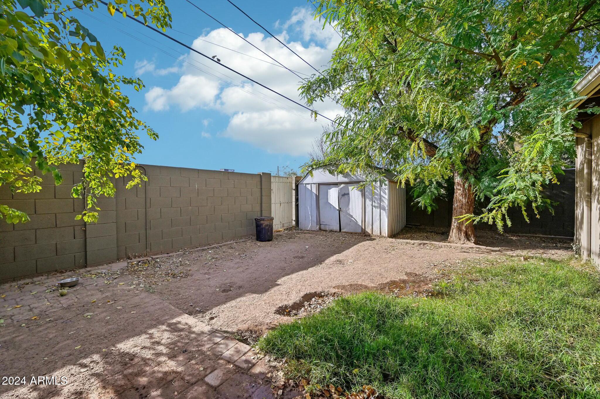 3011 West Bethany Home Road Phoenix, AZ 85017 - Photo 9 of 13 shed
