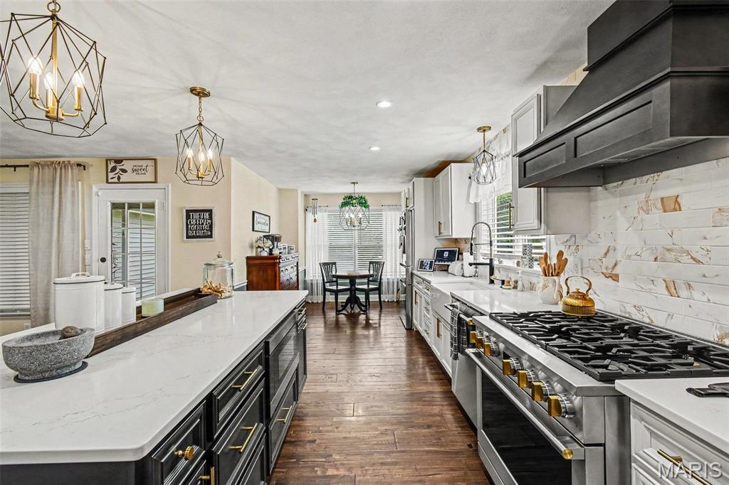 4706 Butler Hill Road St. Louis, MO 63128 - Photo 9 of 34