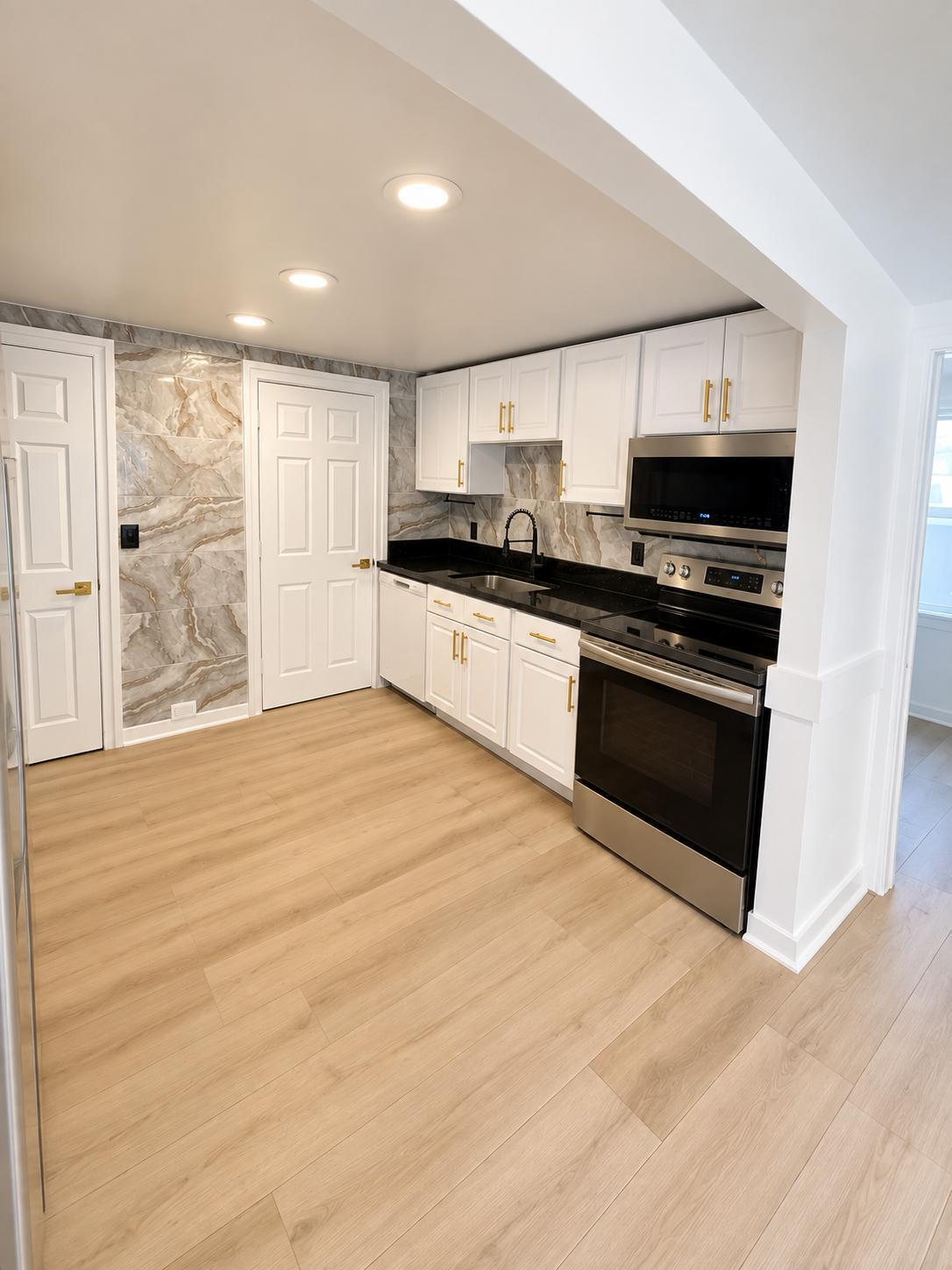 7936 Terrace Road Lake Worth, FL 33462 - Photo 5 of 16 Kitchen 2
