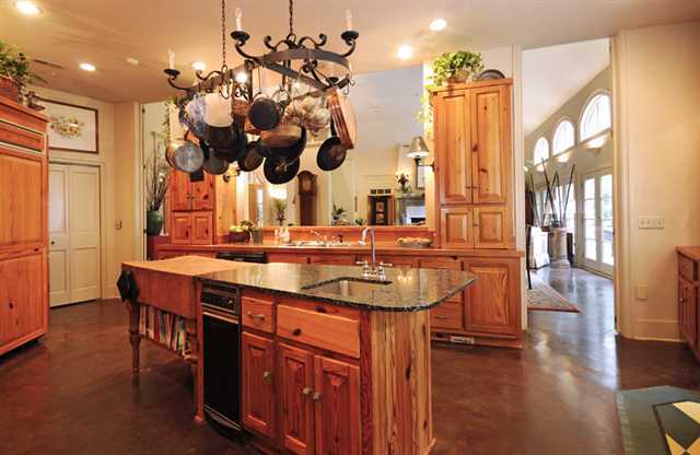 2107 Willow Springs Road Anderson, SC 29621 - Photo 8 of 22 Gallery Image 8