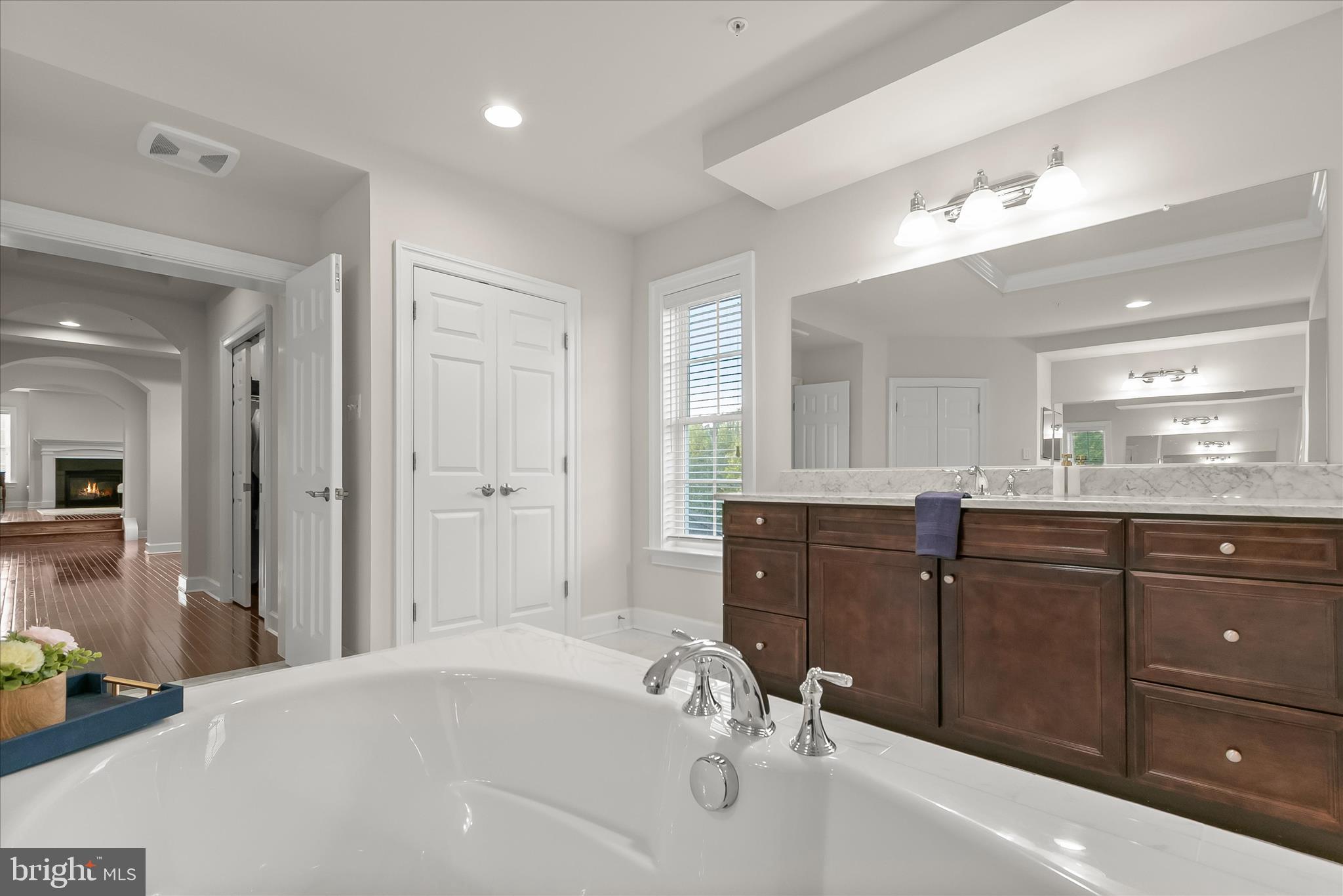 7738 Elmwood Road Fulton, MD 20759 - Photo 52 of 96 Primary Bathroom
