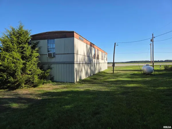 $29,900 | 25637 Highway 3, Olive Branch, IL 62969