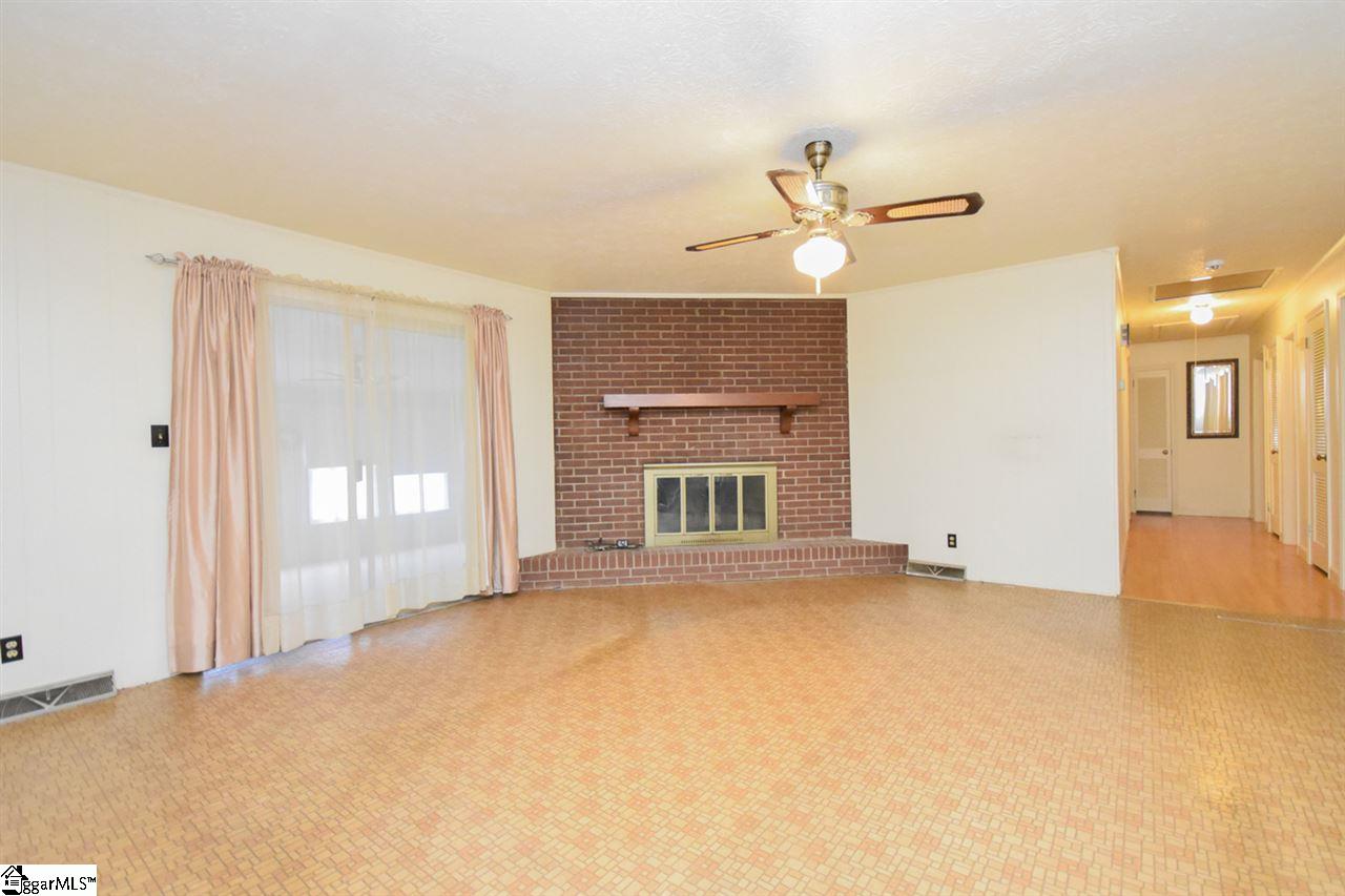 205 Spring Forest Road Greenville, SC 29615 - Photo 16 of 31 Gallery Image 16