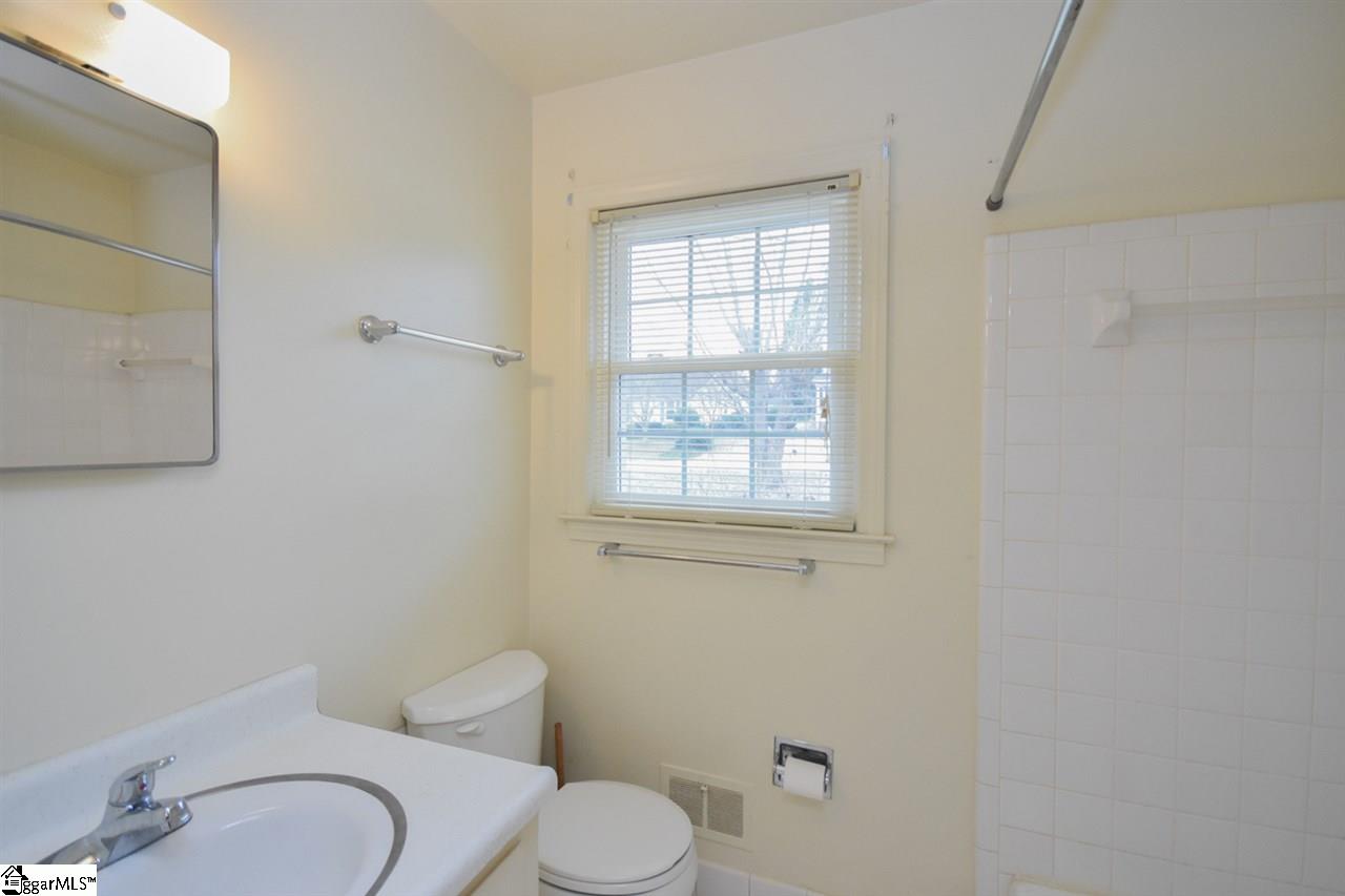 205 Spring Forest Road Greenville, SC 29615 - Photo 19 of 31 Gallery Image 19