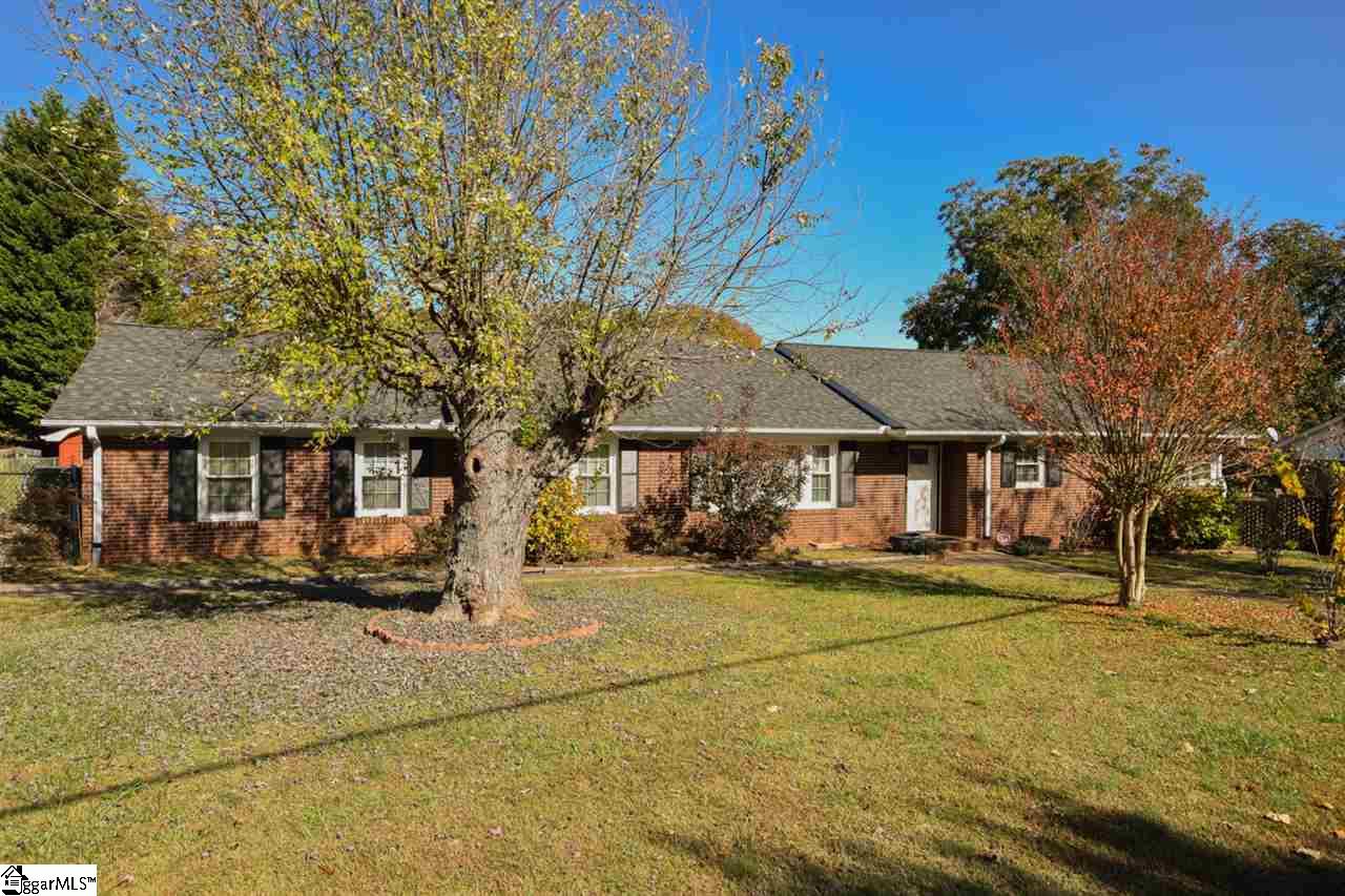 205 Spring Forest Road Greenville, SC 29615 - Photo 3 of 31 Gallery Image 3