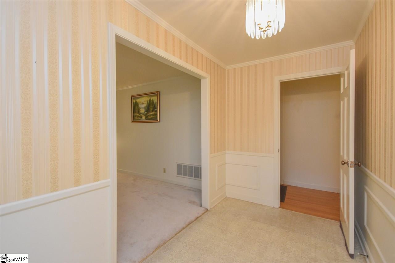 205 Spring Forest Road Greenville, SC 29615 - Photo 6 of 31 Gallery Image 6