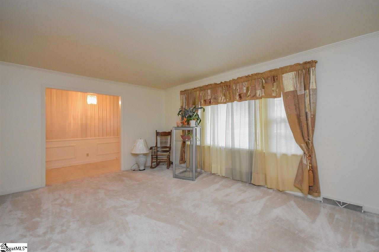 205 Spring Forest Road Greenville, SC 29615 - Photo 7 of 31 Gallery Image 7