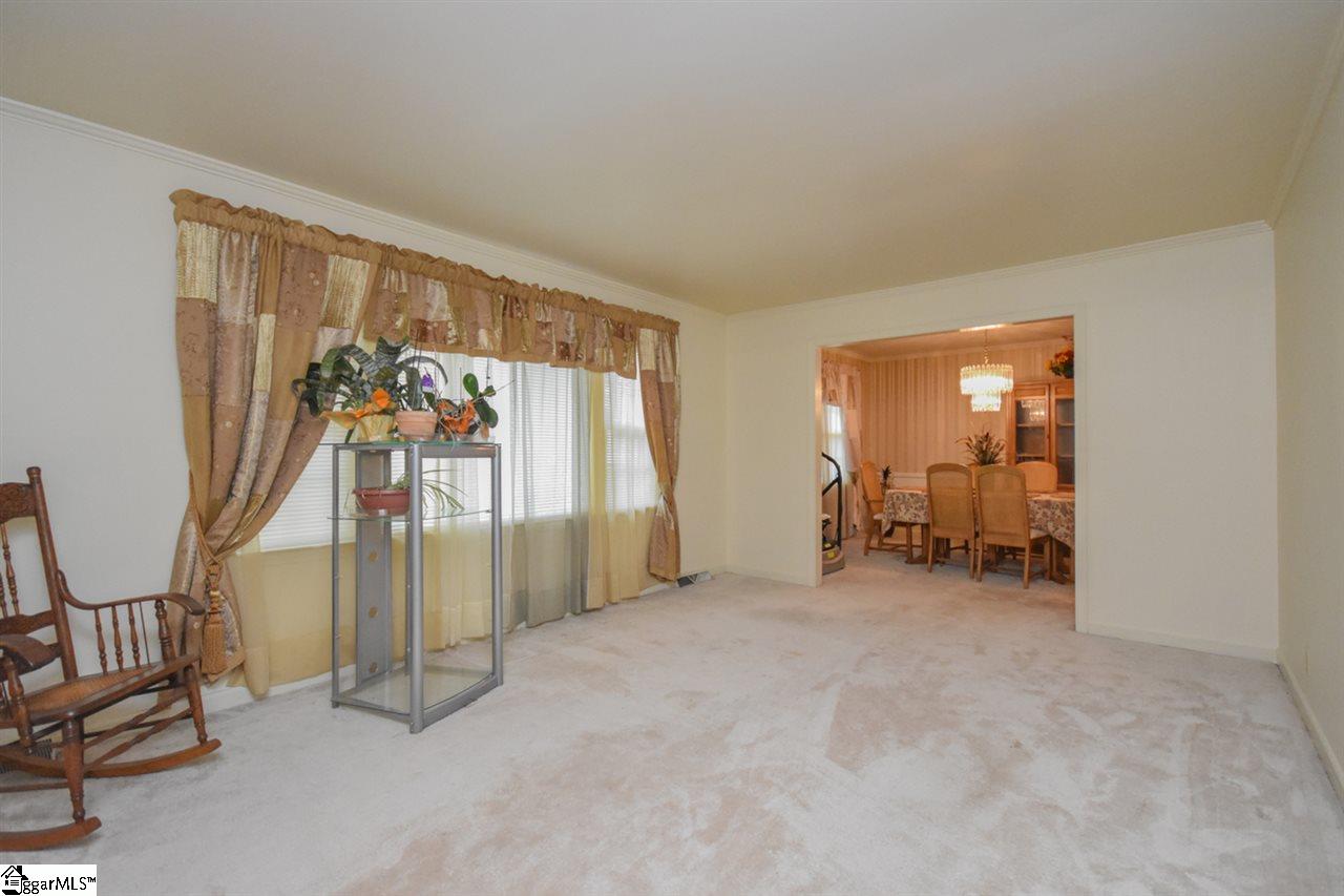 205 Spring Forest Road Greenville, SC 29615 - Photo 8 of 31 Gallery Image 8