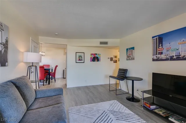 $195,000 | 3151 North Soaring Gulls Drive, Unit 2014, Las Vegas, NV 89128