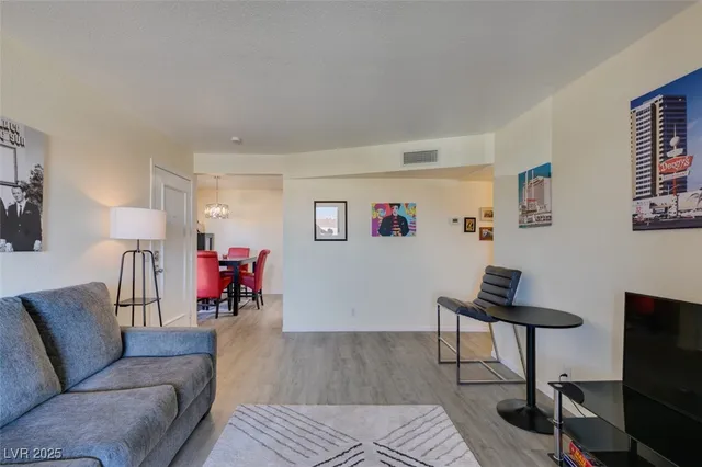 $195,000 | 3151 North Soaring Gulls Drive, Unit 2014, Las Vegas, NV 89128