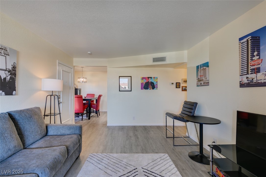 3151 North Soaring Gulls Drive, Unit 2014 Las Vegas, NV 89128 - Photo 12 of 37