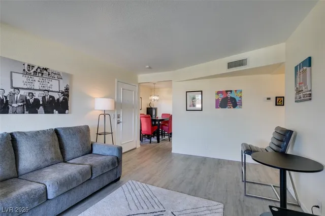 $195,000 | 3151 North Soaring Gulls Drive, Unit 2014, Las Vegas, NV 89128