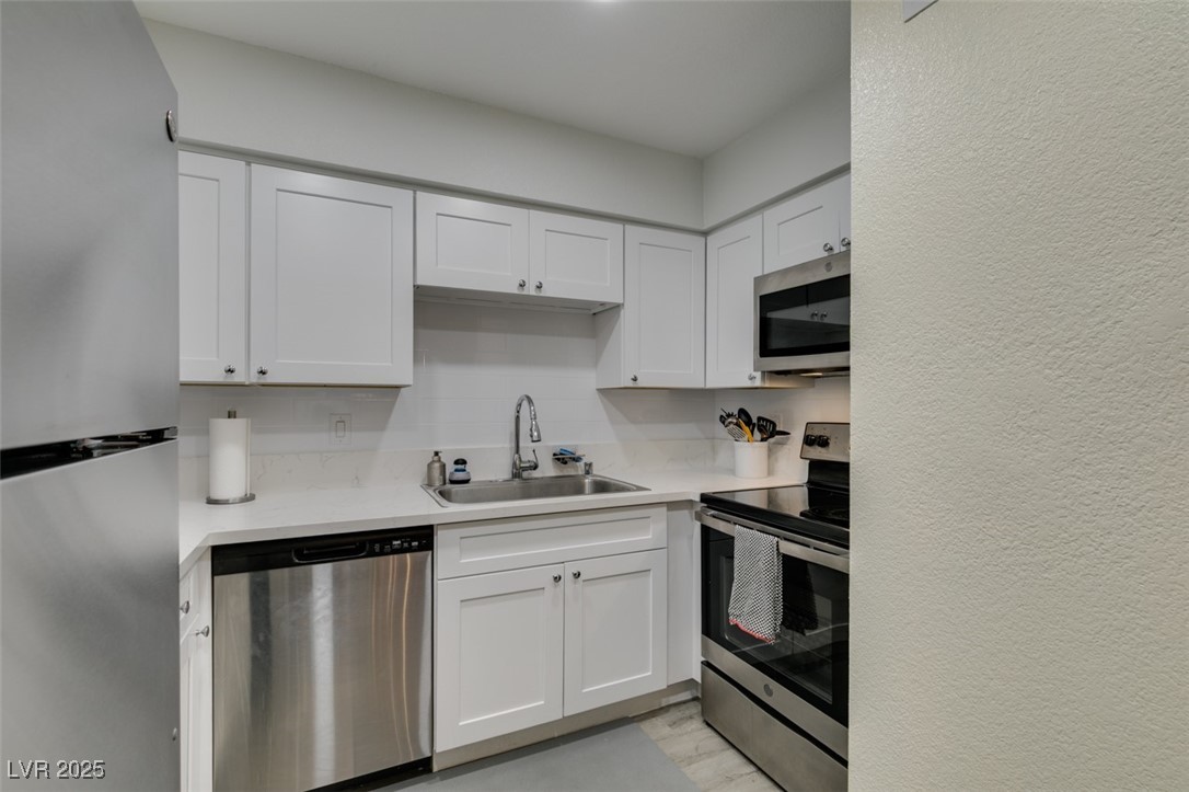 3151 North Soaring Gulls Drive, Unit 2014 Las Vegas, NV 89128 - Photo 23 of 37