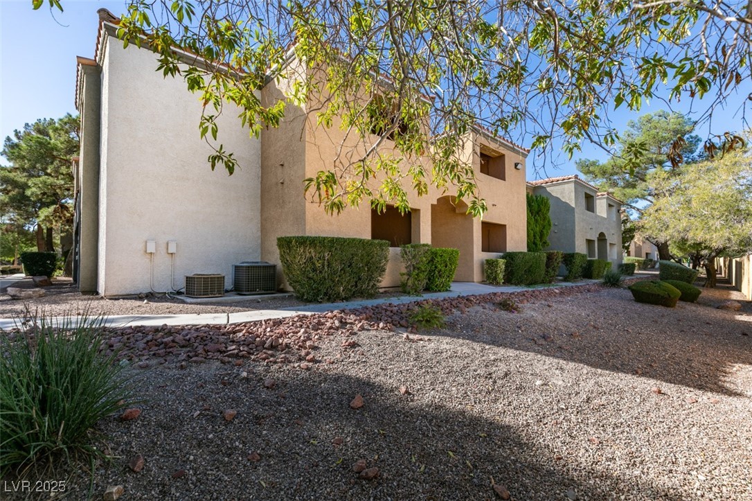 3151 North Soaring Gulls Drive, Unit 2014 Las Vegas, NV 89128 - Photo 3 of 37