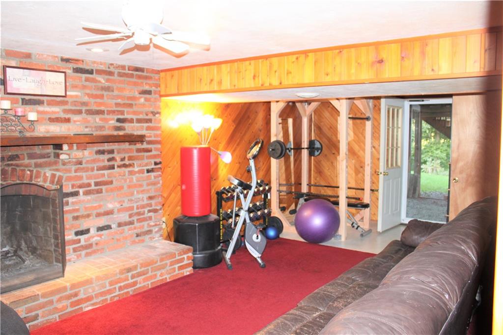 812 Blue Ridge Road Pittsburgh, PA 15239 - Photo 13 of 22 Gallery Image 13