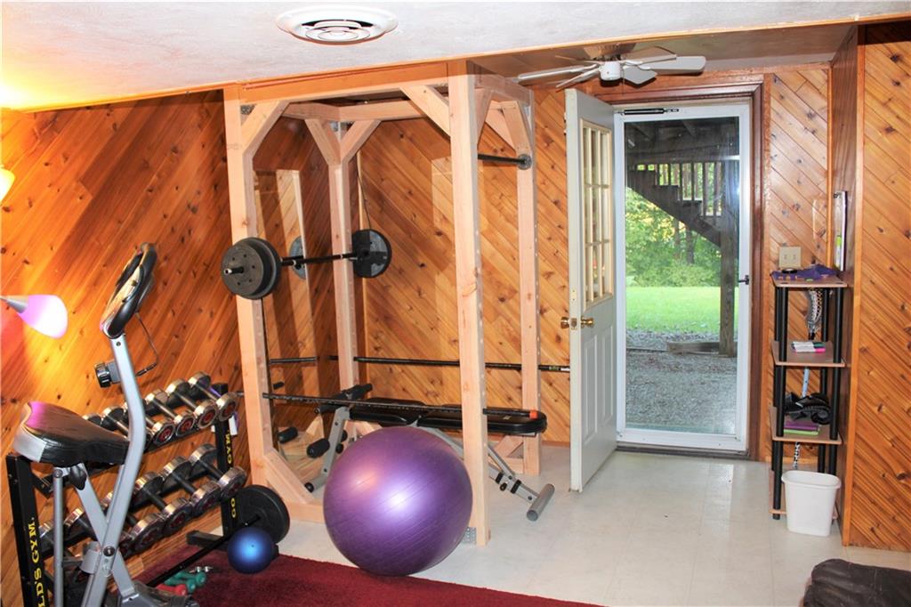 812 Blue Ridge Road Pittsburgh, PA 15239 - Photo 15 of 22 Gallery Image 15