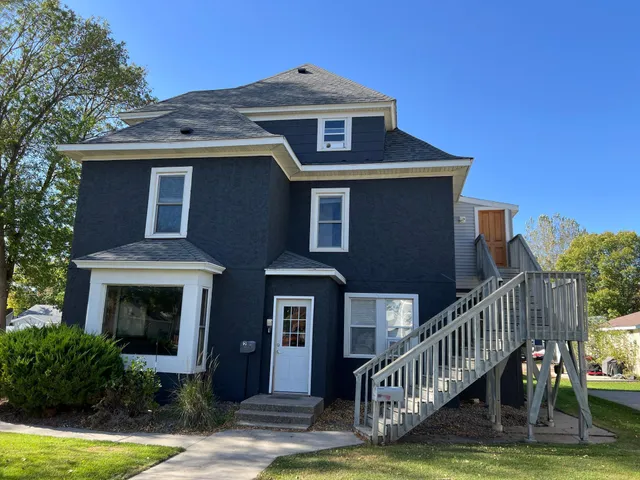 $179,900 | 1510 Wisconsin Avenue, Benson, MN 56215