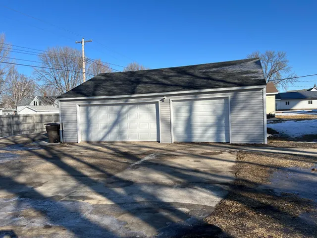$179,900 | 1510 Wisconsin Avenue, Benson, MN 56215