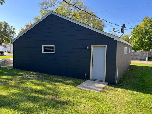 $179,900 | 1510 Wisconsin Avenue, Benson, MN 56215