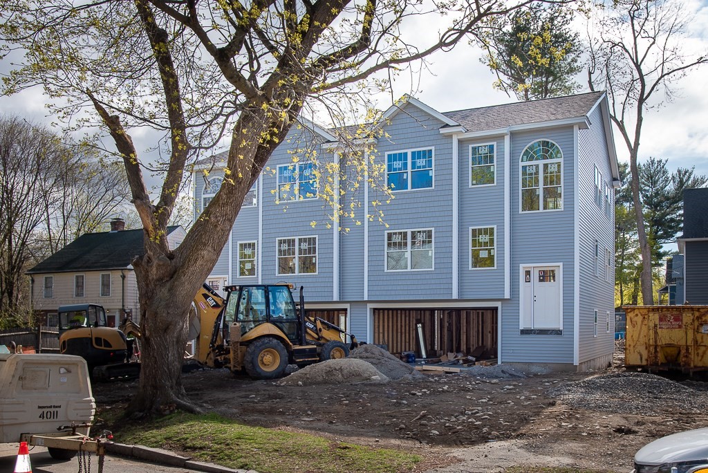 1 B Chalmers Road Worcester, MA 01602 - Photo 4 of 10 Gallery Image 4