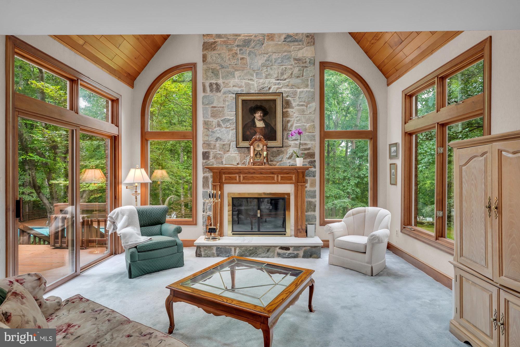 10700 Hunters Run Court Vienna, VA 22181 - Photo 22 of 75
