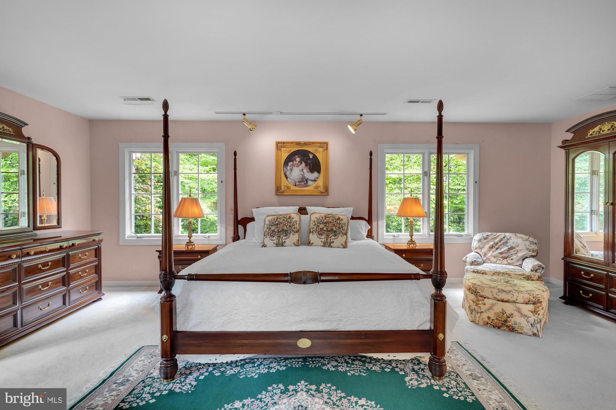 10700 Hunters Run Court Vienna, VA 22181 - Photo 35 of 75