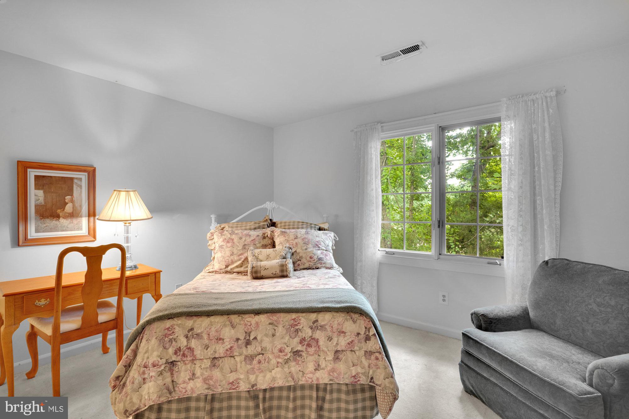 10700 Hunters Run Court Vienna, VA 22181 - Photo 39 of 75