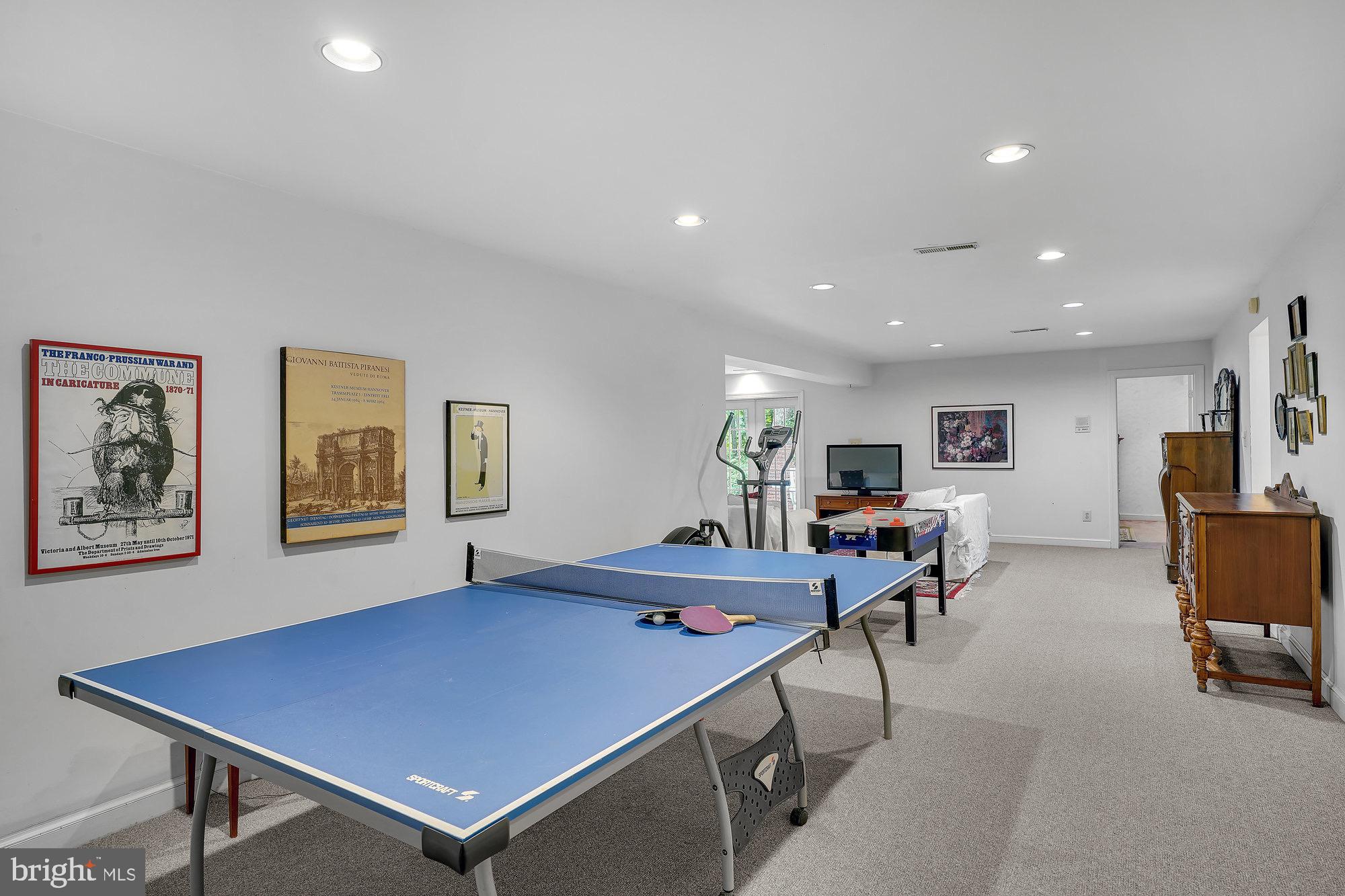 10700 Hunters Run Court Vienna, VA 22181 - Photo 51 of 75
