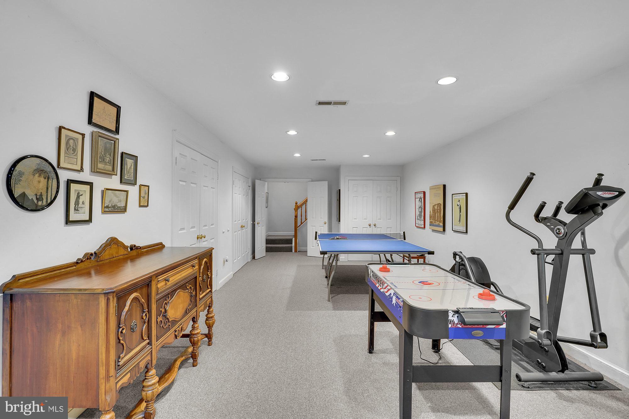 10700 Hunters Run Court Vienna, VA 22181 - Photo 52 of 75