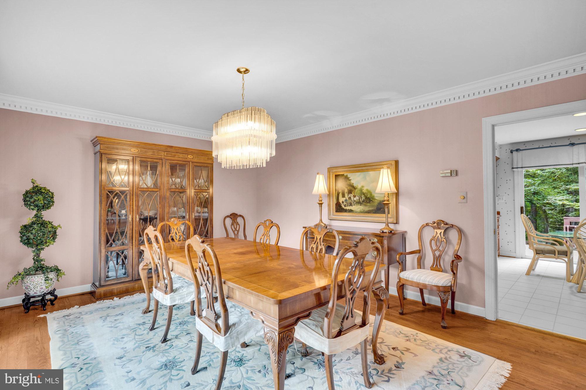 10700 Hunters Run Court Vienna, VA 22181 - Photo 10 of 75