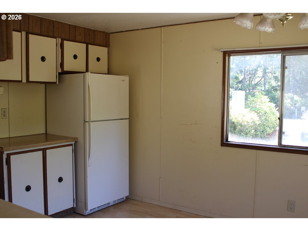 4789 Rhododendron Loop Florence, OR 97439 - Photo 15 of 43