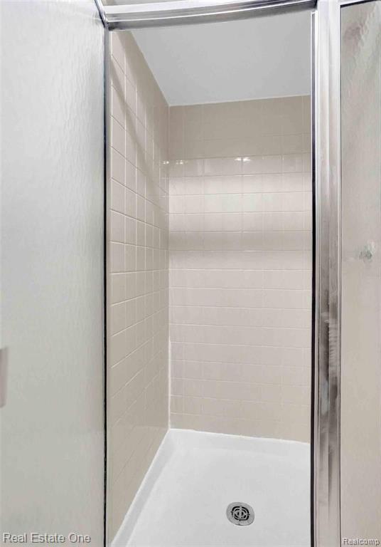 1645 Fielding Drive Rochester Hills, MI 48307 - Photo 19 of 32