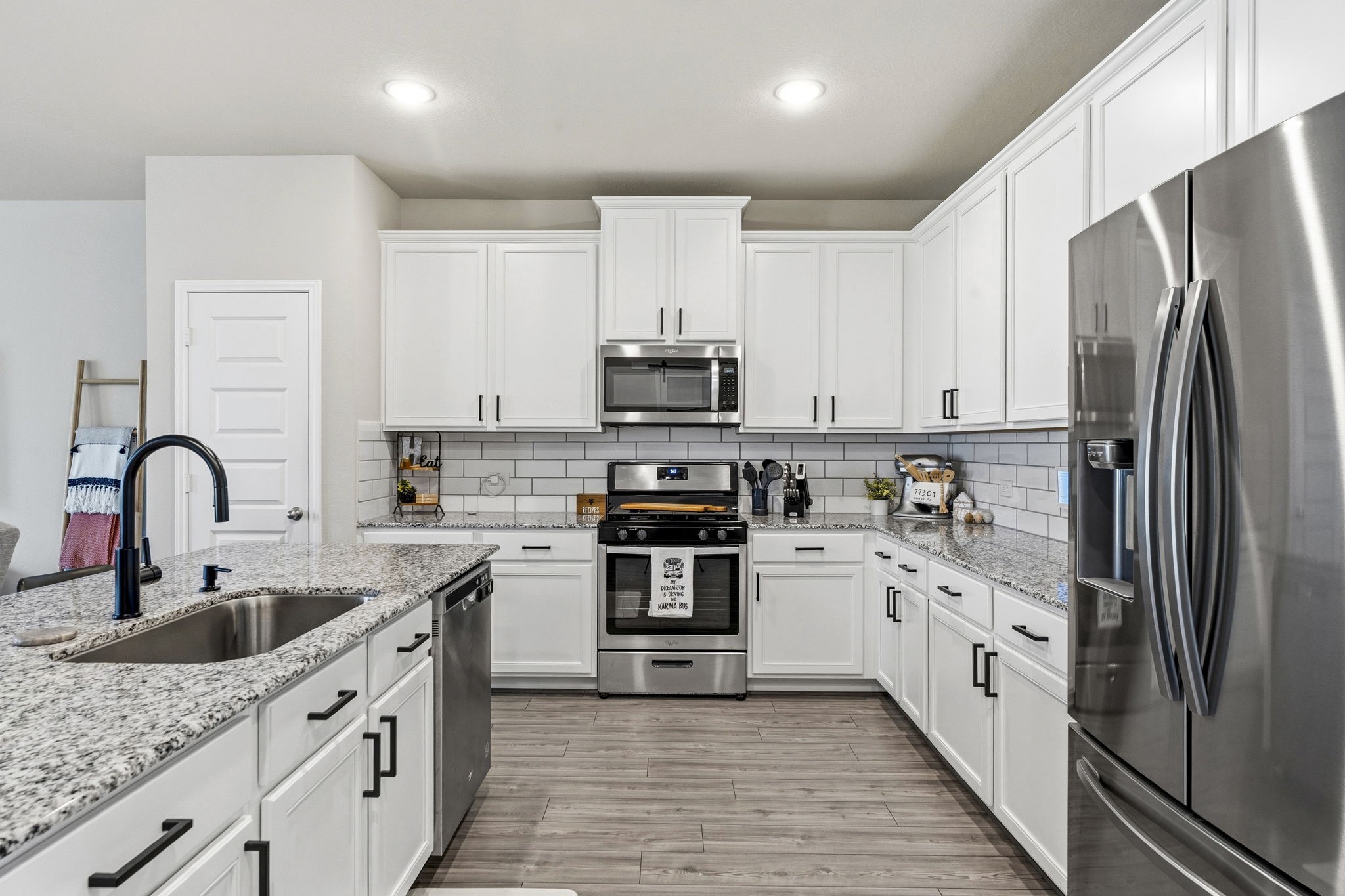 2029 Cedar Tree Court Conroe, TX 77301 - Photo 14 of 34