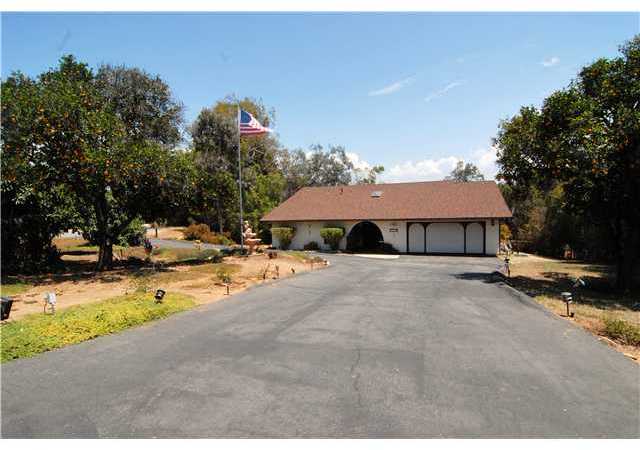 1106 Destree Road Escondido, CA 92027 - Photo 2 of 22 Gallery Image 2