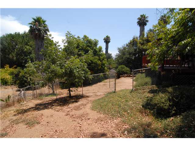 1106 Destree Road Escondido, CA 92027 - Photo 16 of 22 Gallery Image 16
