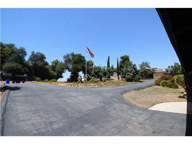 1106 Destree Road Escondido, CA 92027 - Photo 3 of 22 Gallery Image 3